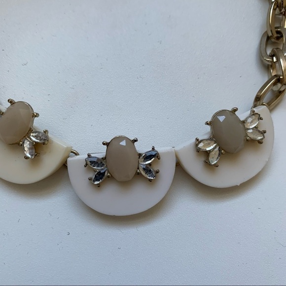 Fancy Mauve Necklace - Picture 5 of 5